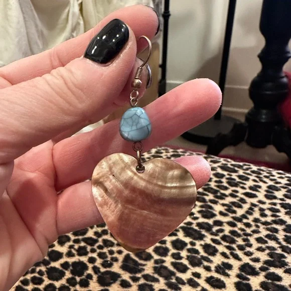 Turquoise Heart Shell Earrings - Picture 6 of 8